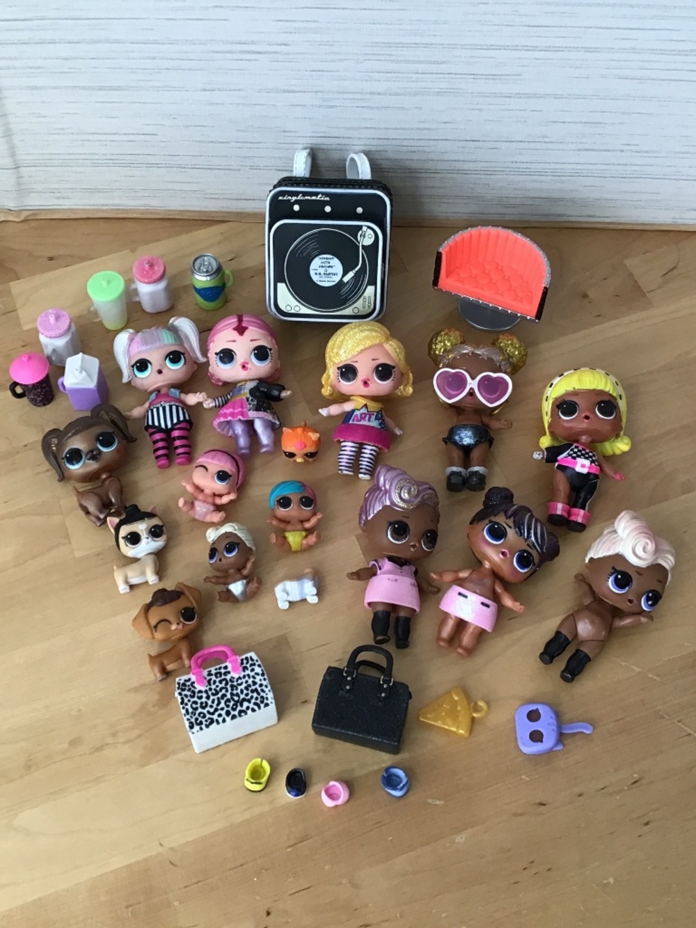 LOL Surprise Dolls and Accessories